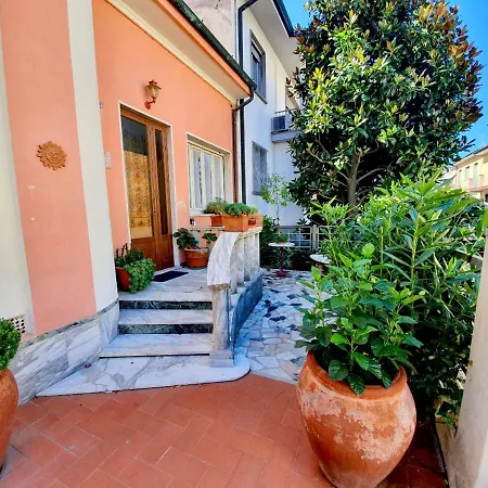 Josephine's 1 Accommodatie bij particulieren Viareggio